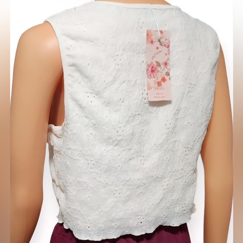 SHEIN White Floral Embroidered Tank Top - Picture 11 of 12